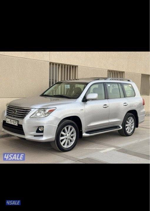 للبيع جيب لكزز0