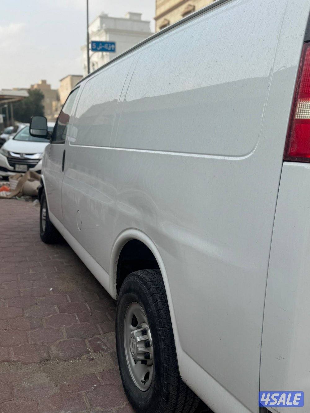 للبيع شفرولية سافانا 2017  صبغ الوكالة2