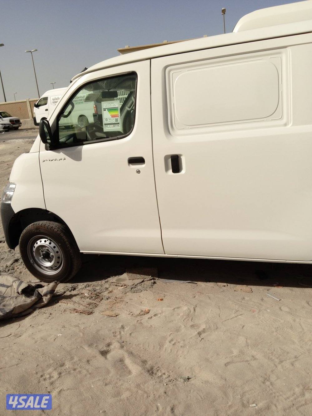 سوداني جامعي لدي ليسن كويتي يبحث عن عمل0