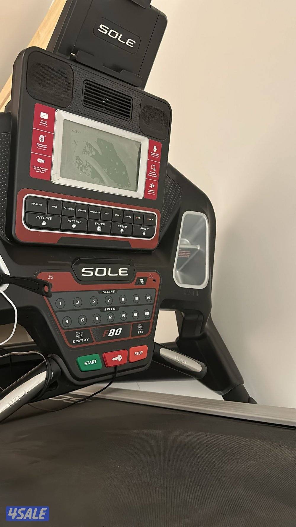 جهاز مشي sole يتحمل ١٧٠ كيلو + نظيف جدا جدا1