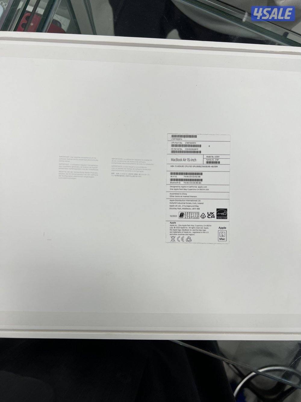 للبيع ماك بوك اير 15 انش m2 نضيف جدا. 256 GB4