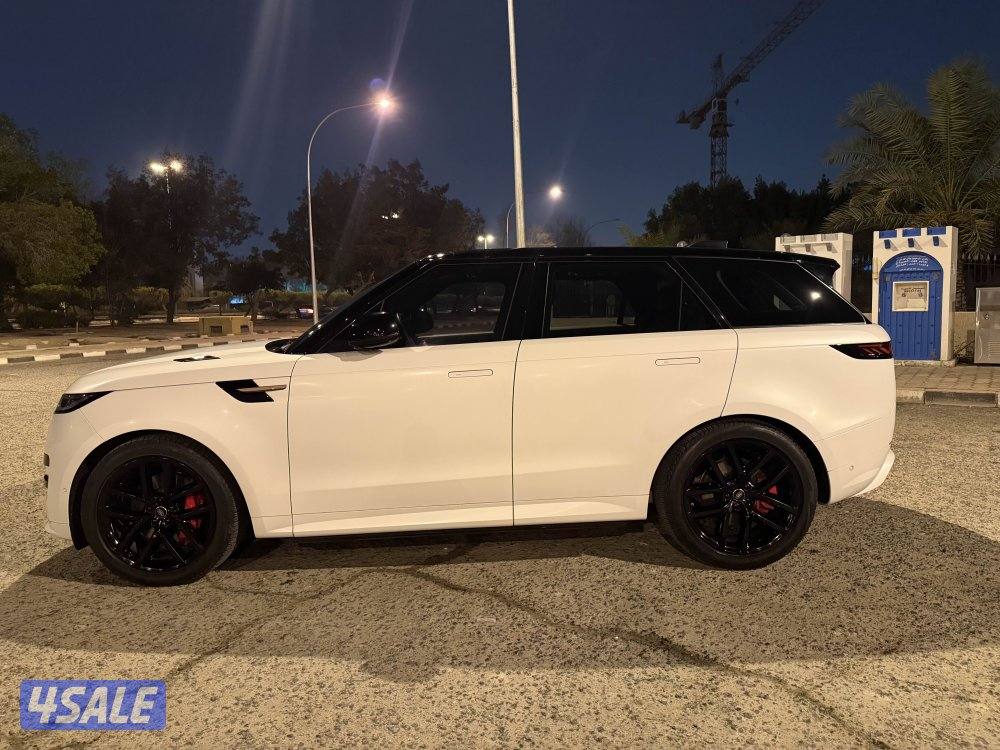للبيع رنج روفر سبورت ٢٠٢٤2