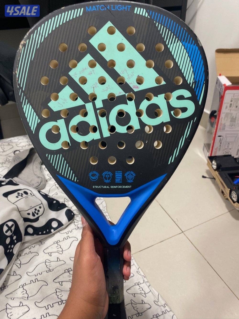 مضربين بادل مستعملين ماركه ومعاه جنطه8