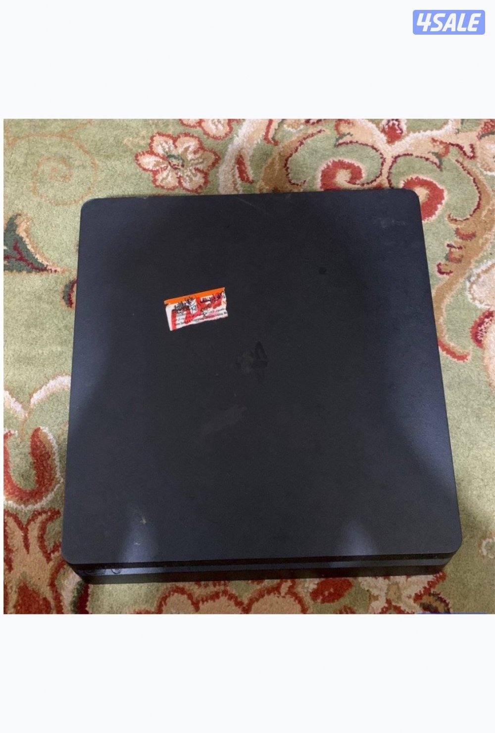 للبيع سوني فور و شريط سوني0