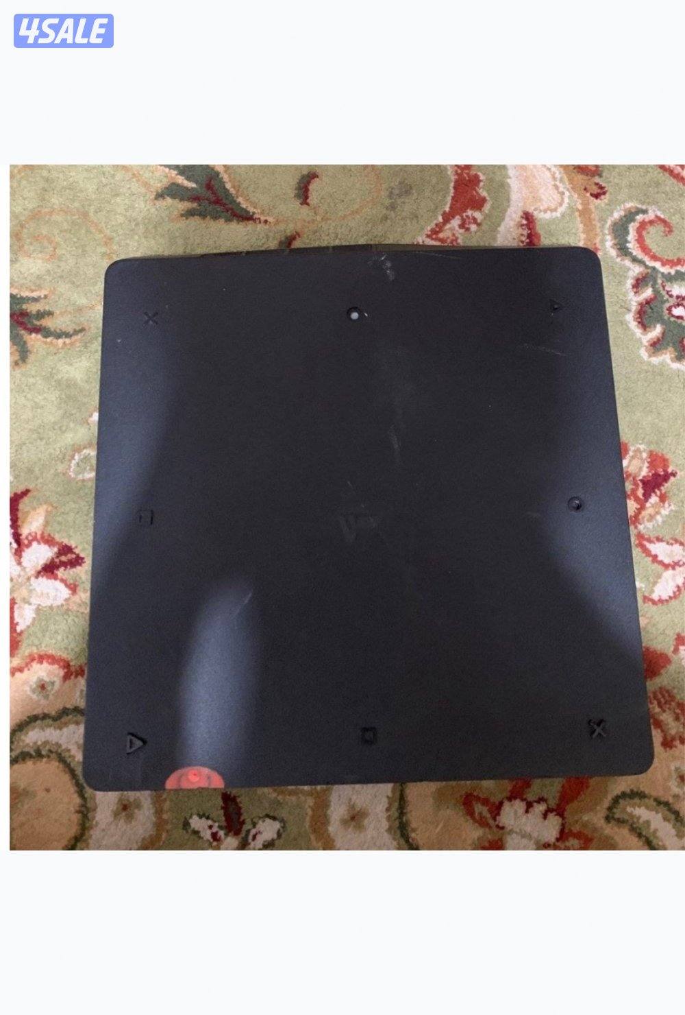 للبيع سوني فور و شريط سوني1