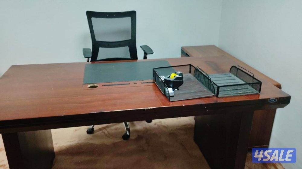 للبيع شركةنقل البضائع0