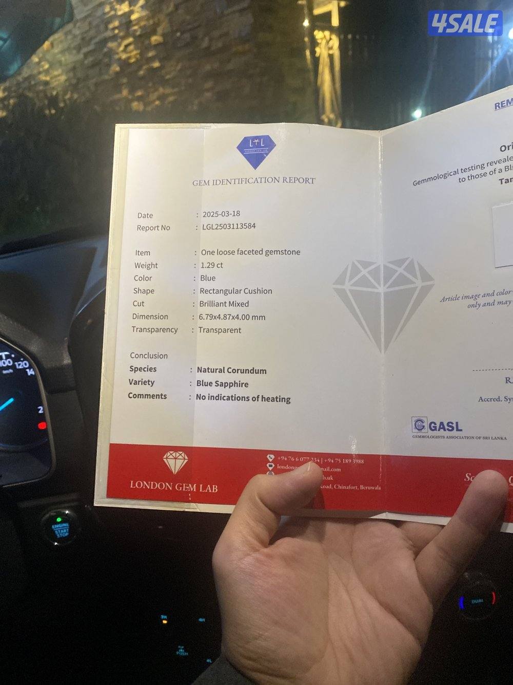 حجر زفير تنزاني غير معالج مع شهادة مختبر LGL3