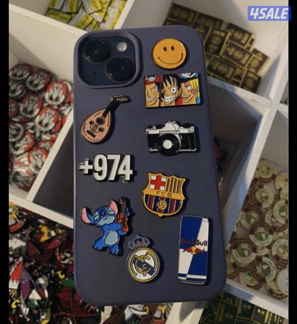 سلام عليكم ابحث عن مكان او شخص يبيع نفس هذي الملصقات بسعر جمله0