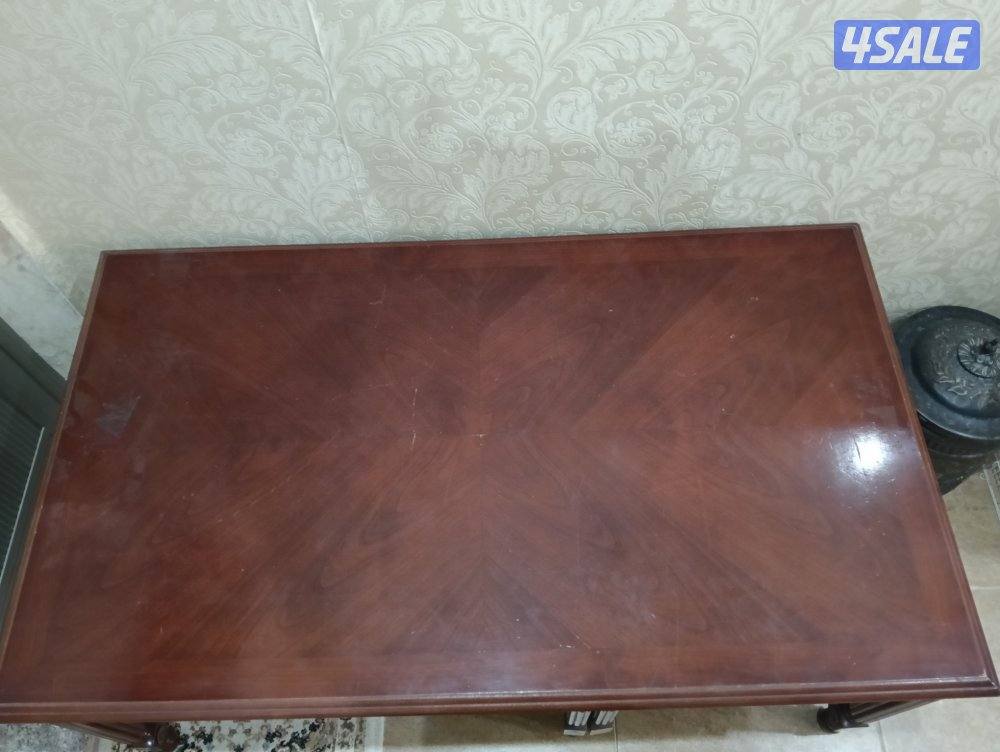 طاولة كنب بحالة ممتازة4