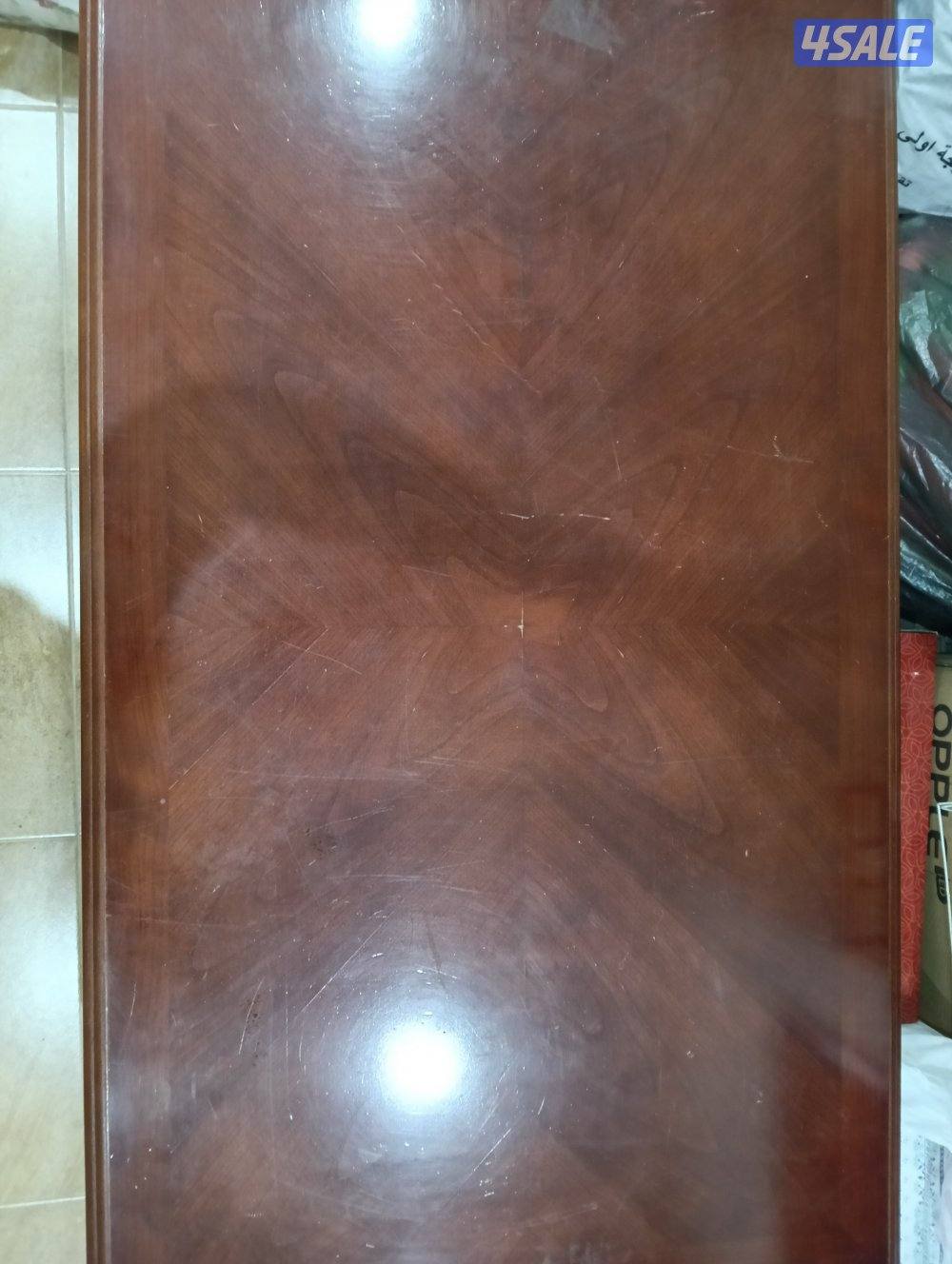 طاولة كنب بحالة ممتازة8