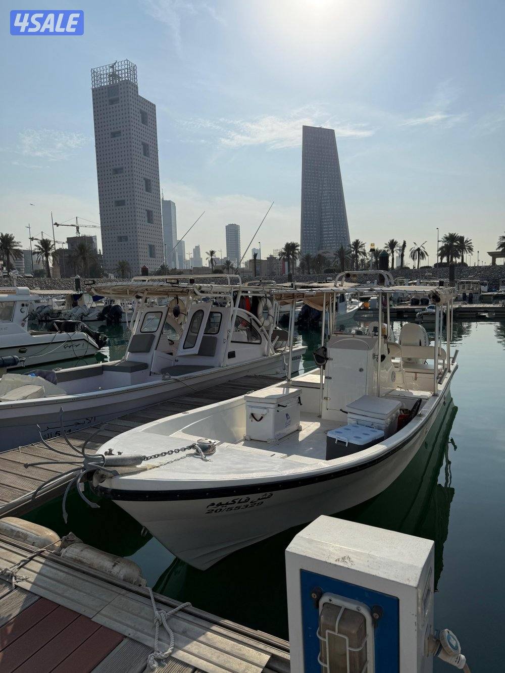 للبيع درازي 27 قدم موديل 2022 مكاين سوزوكي حجم 200 ماشين 420 ساعه2