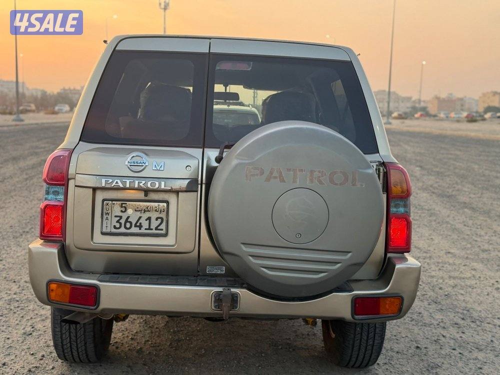 نيسان كبسولة 2010 قير عادي2