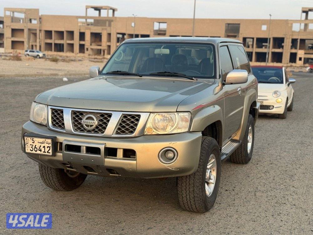 نيسان كبسولة 2010 قير عادي4