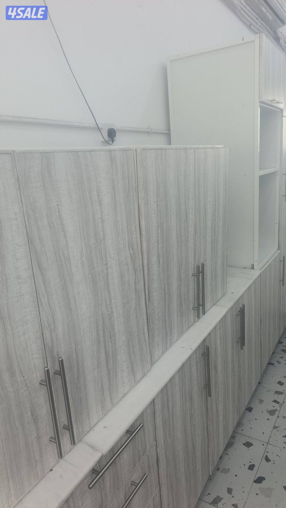 نبيع جميع أنواع مطابخ المستعمل0