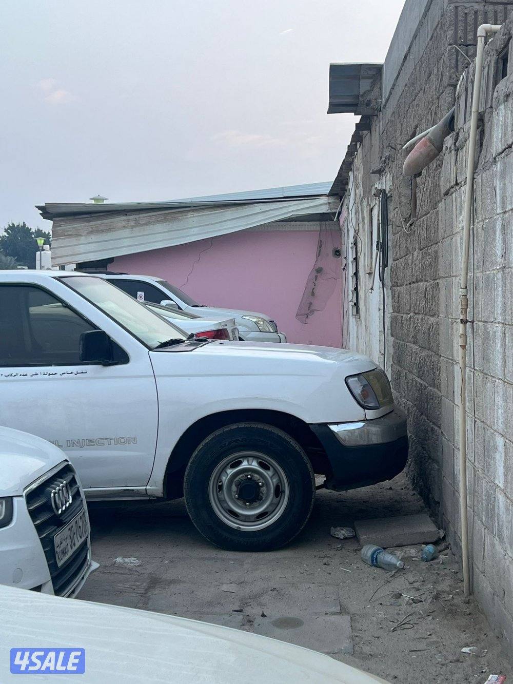 للبيع وانيت ٢٠٠٥ امور سياره طيبا2