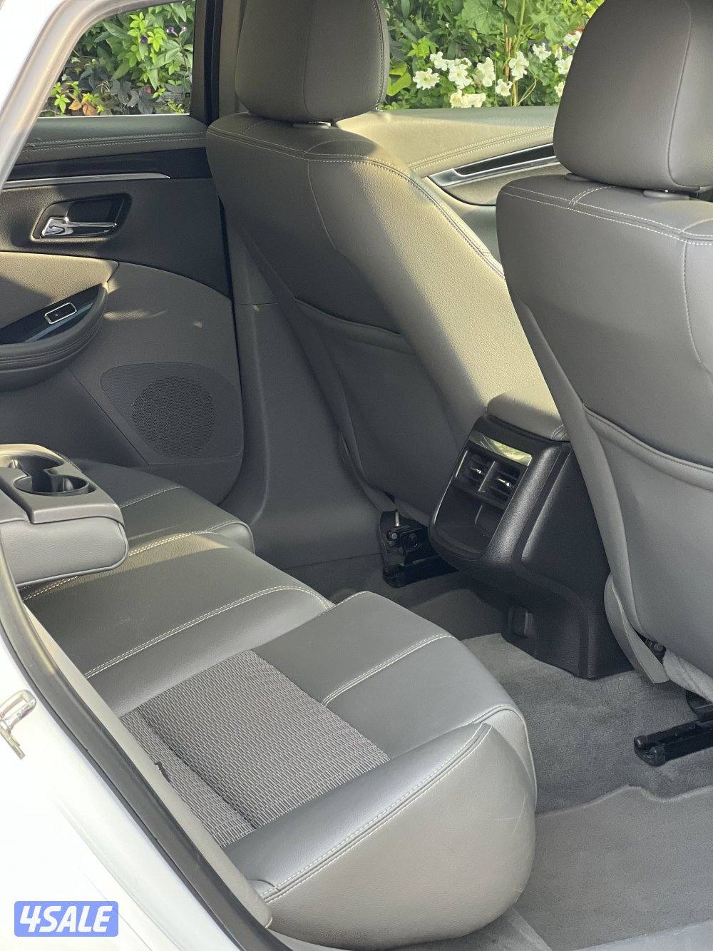 شفر امبالا ٢٠١٩ اللون ابيضّ سيارة نظيفة7