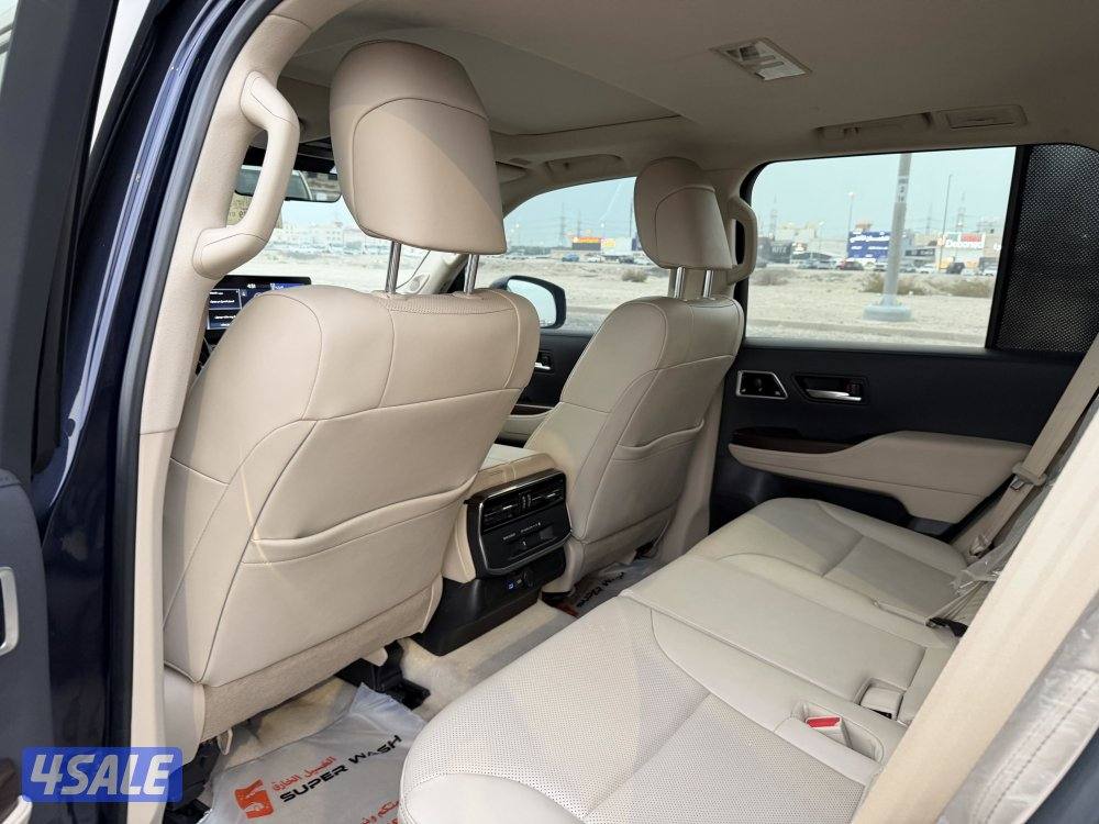 لاندكروز 2022 ايرو اس تون تيربو8