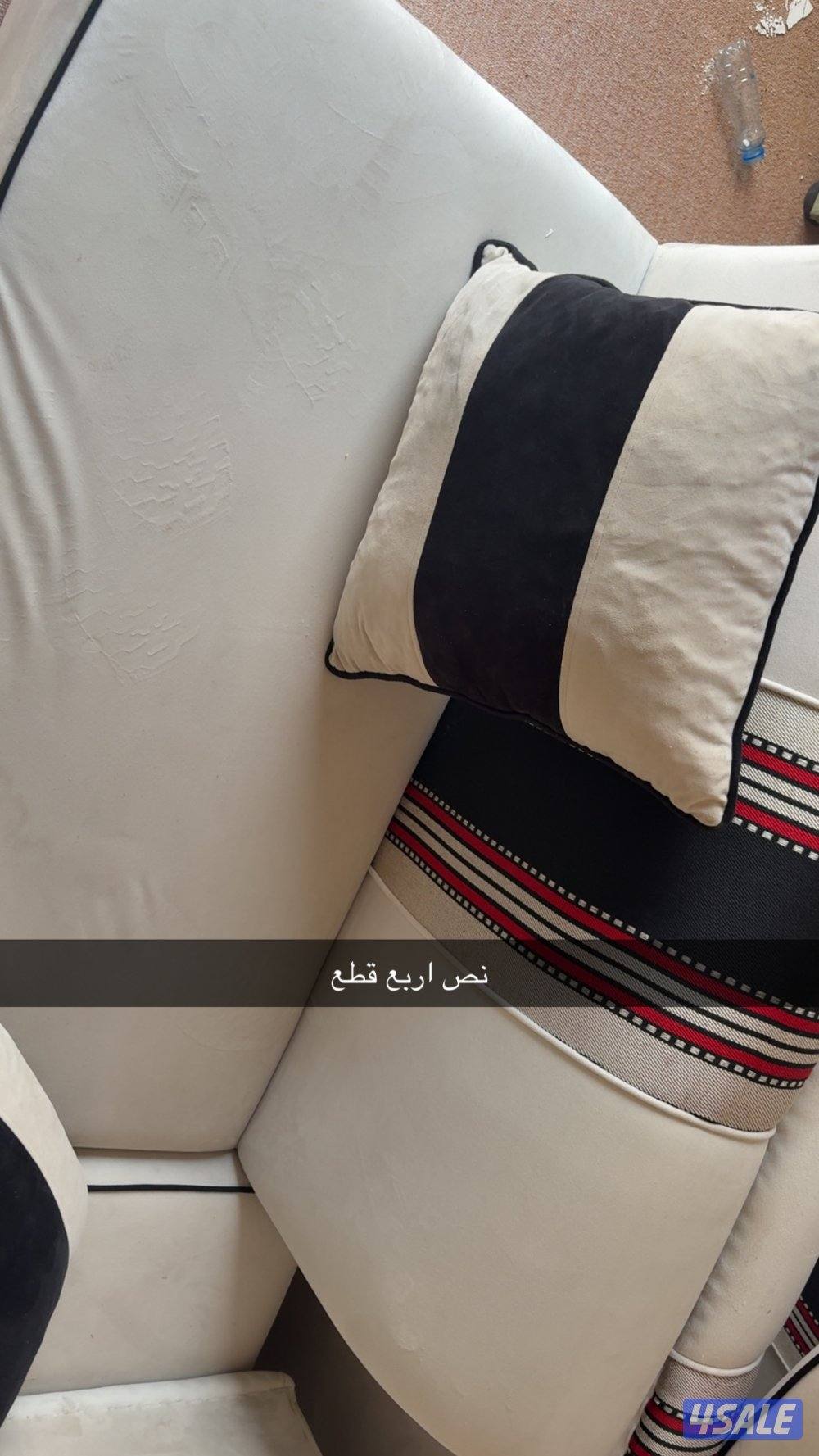 كنب نضيف وترولي ابيض بأسود5