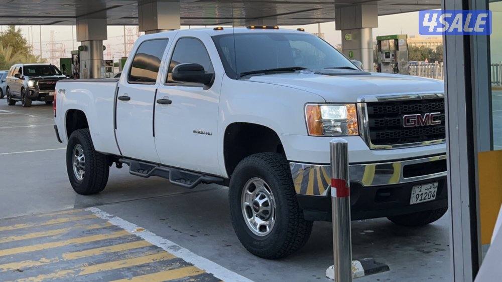 للبيع وانيت GMC HD 2011 العداد 174 الف كيلو6