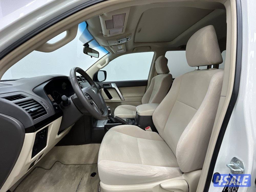 TOYOTA PRADO 6 CYL TXL MID OPTION4