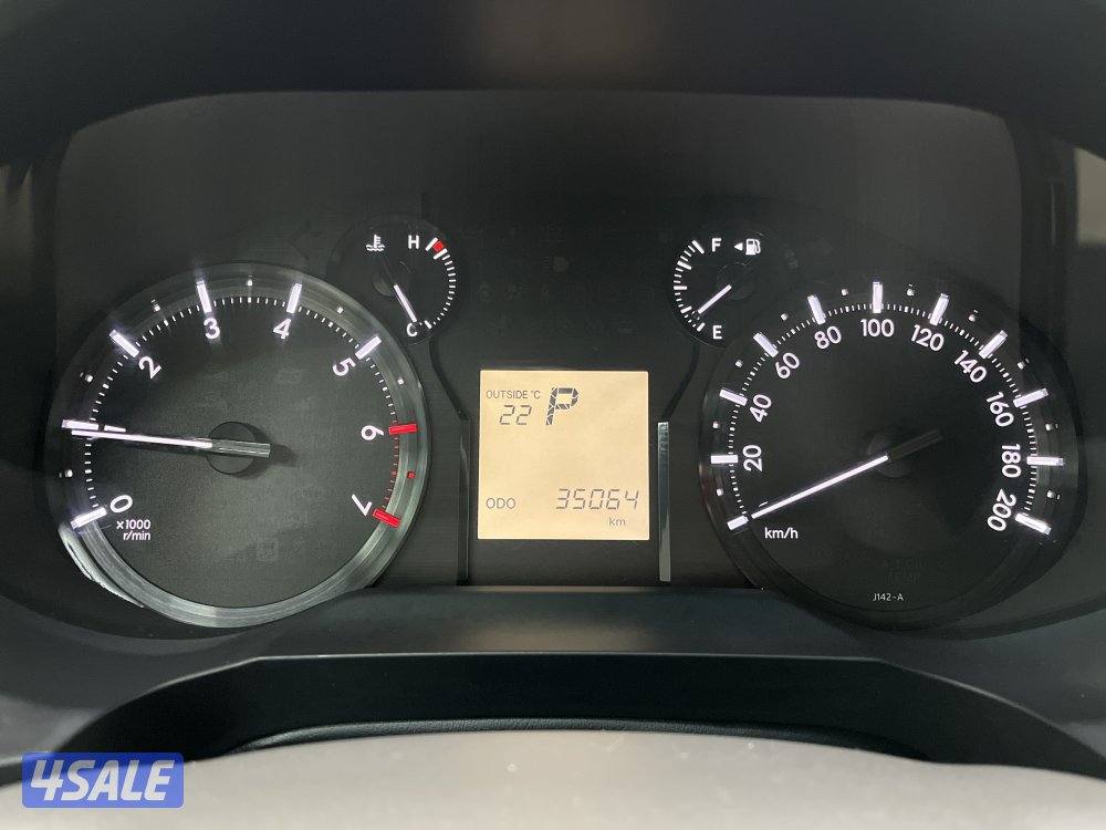 TOYOTA PRADO 6 CYL TXL MID OPTION6