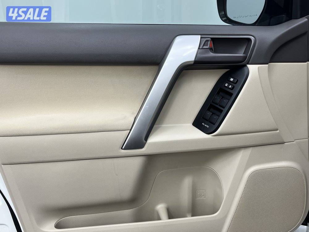 TOYOTA PRADO 6 CYL TXL MID OPTION10