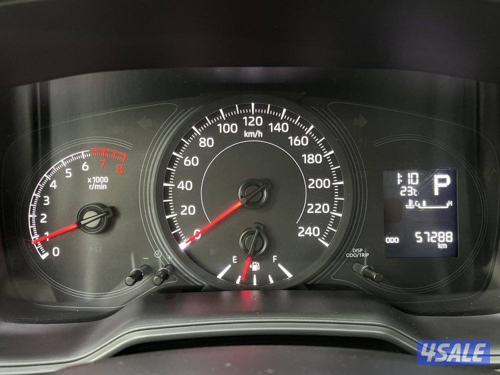 TOYOTA COROLLA 1.6L XLI STD OPTION6