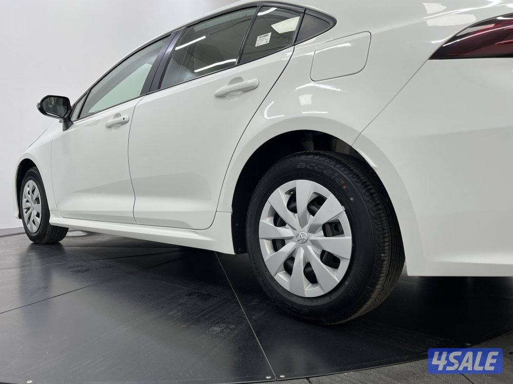 TOYOTA COROLLA 1.6L XLI STD OPTION9