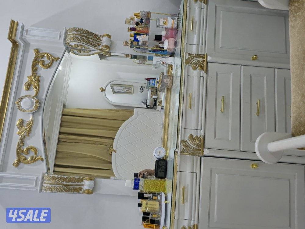 غرفة نوم نظيفه جدا جدا وقويه خشب تفصال  سبع قطع كامله مع البردة السعر1