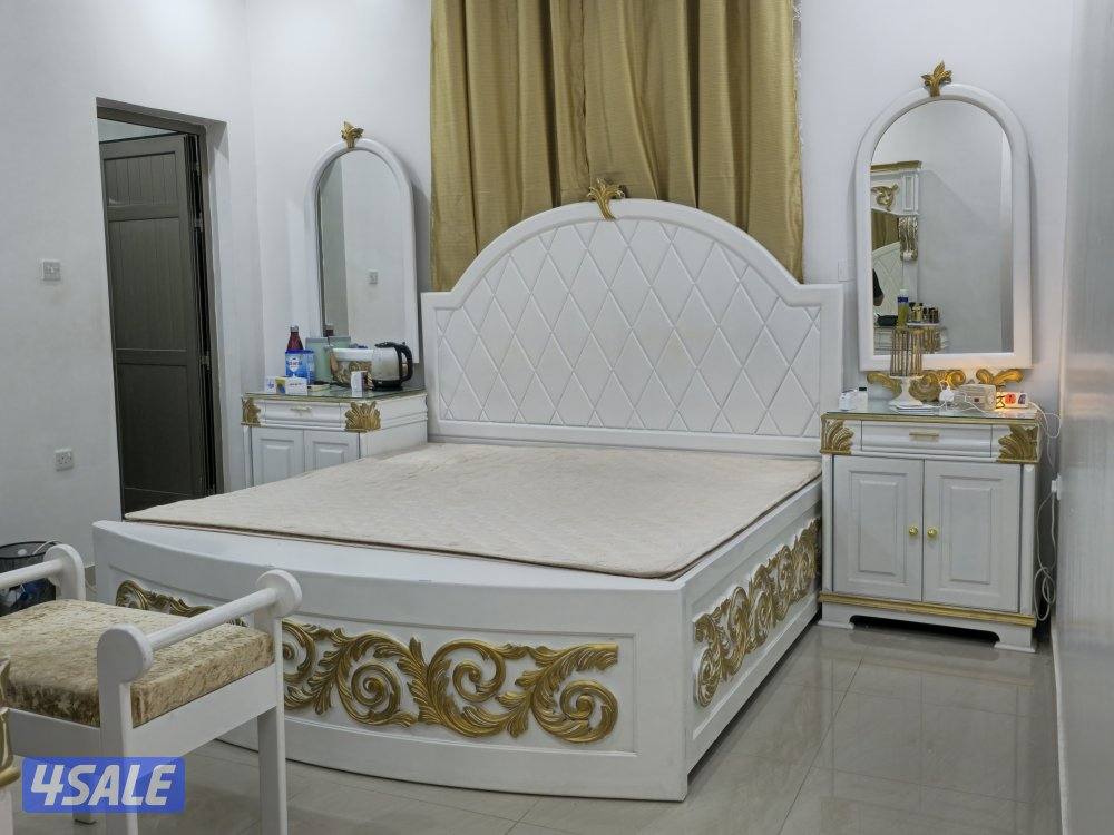 غرفة نوم نظيفه جدا جدا وقويه خشب تفصال  سبع قطع كامله مع البردة السعر6