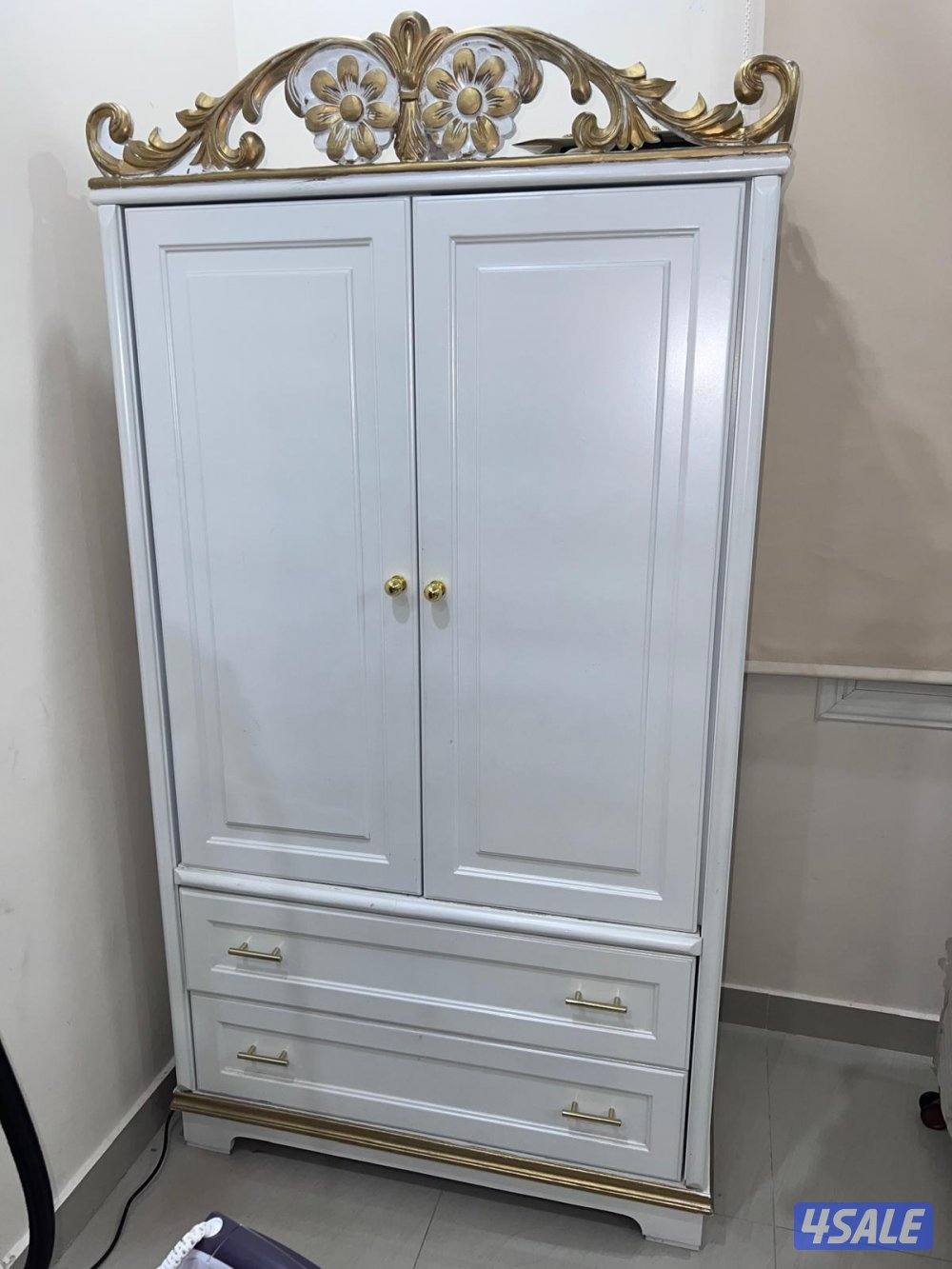 غرفة نوم نظيفه جدا جدا وقويه خشب تفصال  سبع قطع كامله مع البردة السعر13