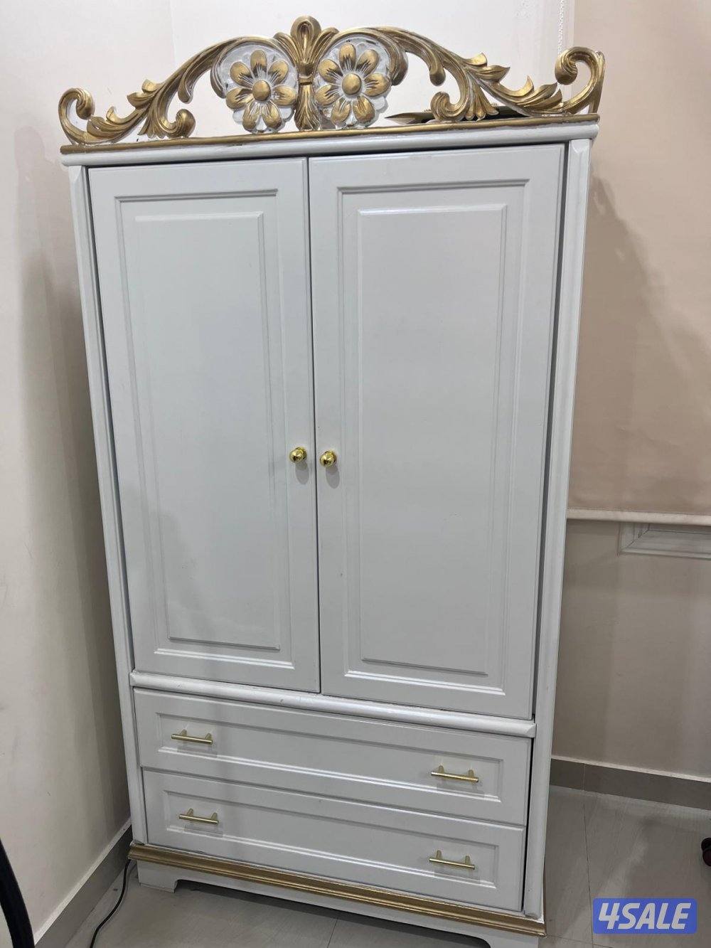 غرفة نوم نظيفه جدا جدا وقويه خشب تفصال  سبع قطع كامله مع البردة السعر15