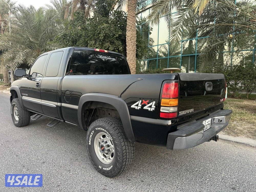 للبيع جي ام سي وانيت سييرا موديل 20053