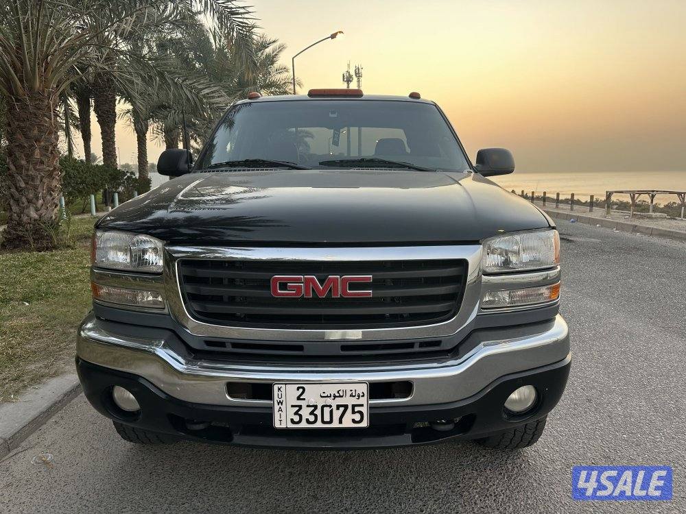 للبيع جي ام سي وانيت سييرا موديل 20054