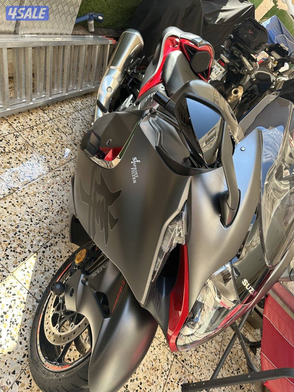 Suzuki haybusa 2024 stock bike as company  very clean1