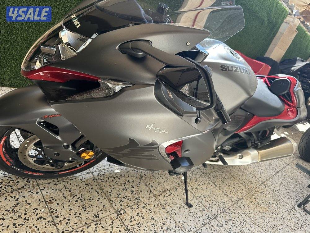 Suzuki haybusa 2024 stock bike as company  very clean4