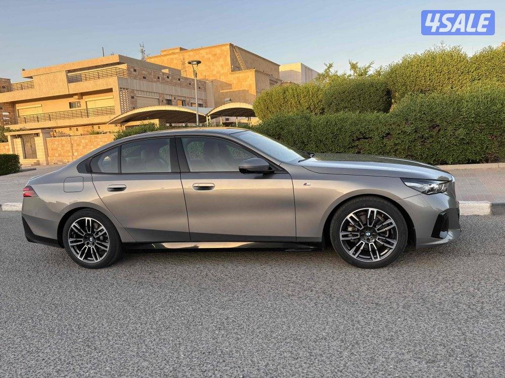 BMW 520i. 20242