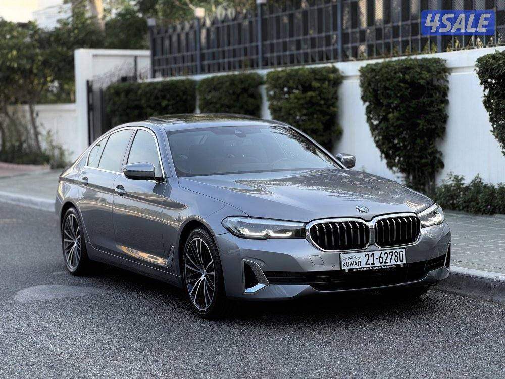 بي ام دبليو 520i لكجري لاين 2023 عداد 28 الدرجة الأولى صبغ كالة الغانم2