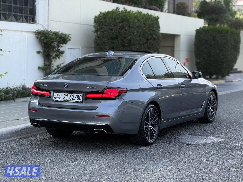 بي ام دبليو 520i لكجري لاين 2023 عداد 28 الدرجة الأولى صبغ كالة الغانم3