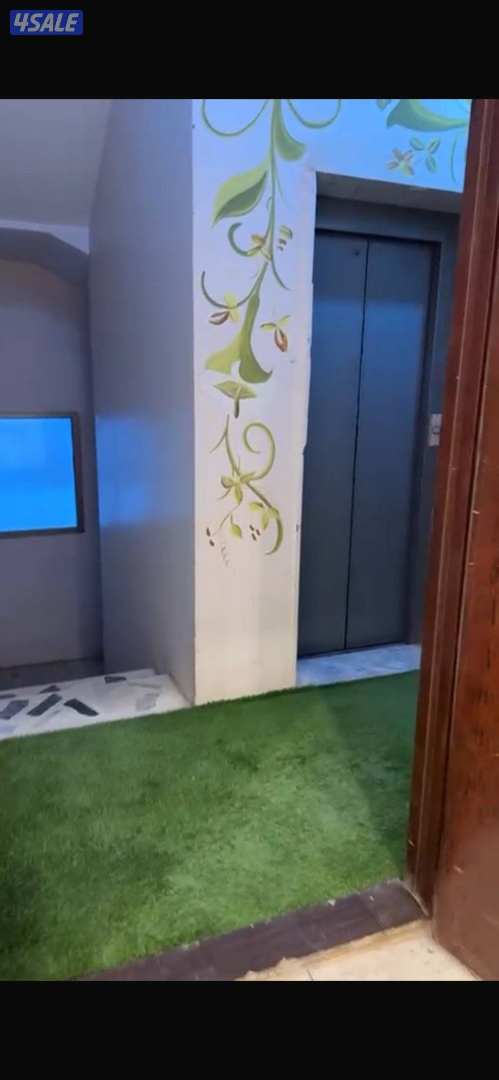 للإيجار شقه في عبدالله المبارك7