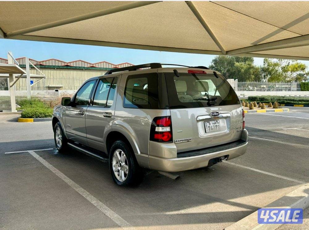 فورد اكسبلورر - الموديل:2008 - العداد:1564