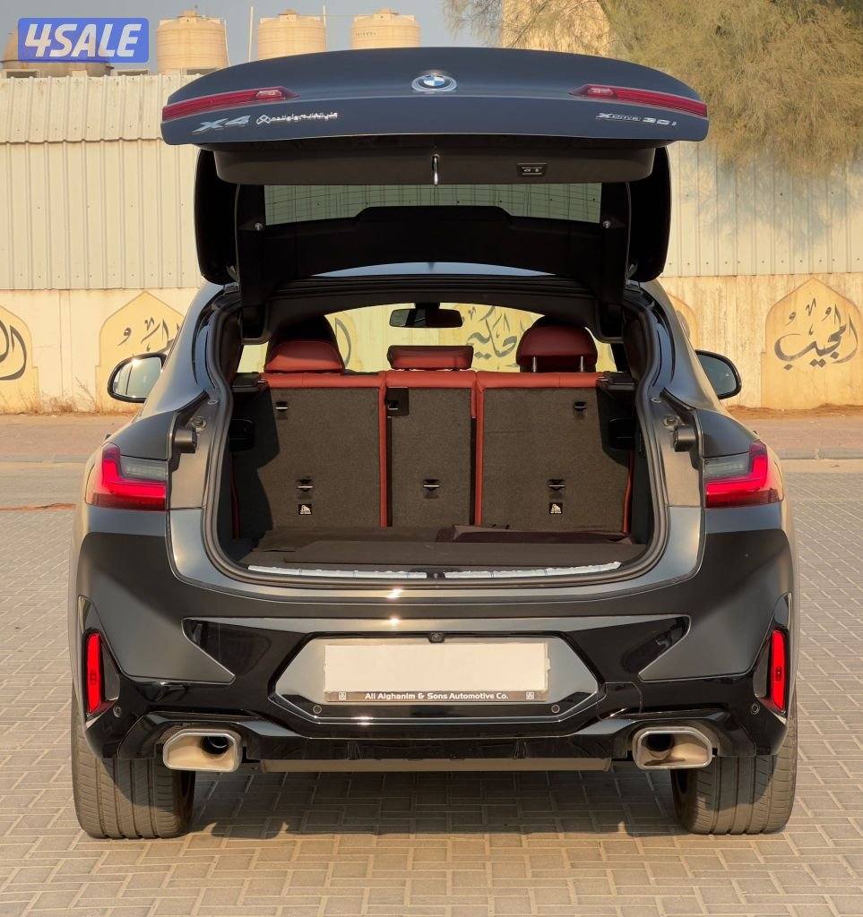 بي ام x4 Xdrive 30i
عداد: 16 الف15