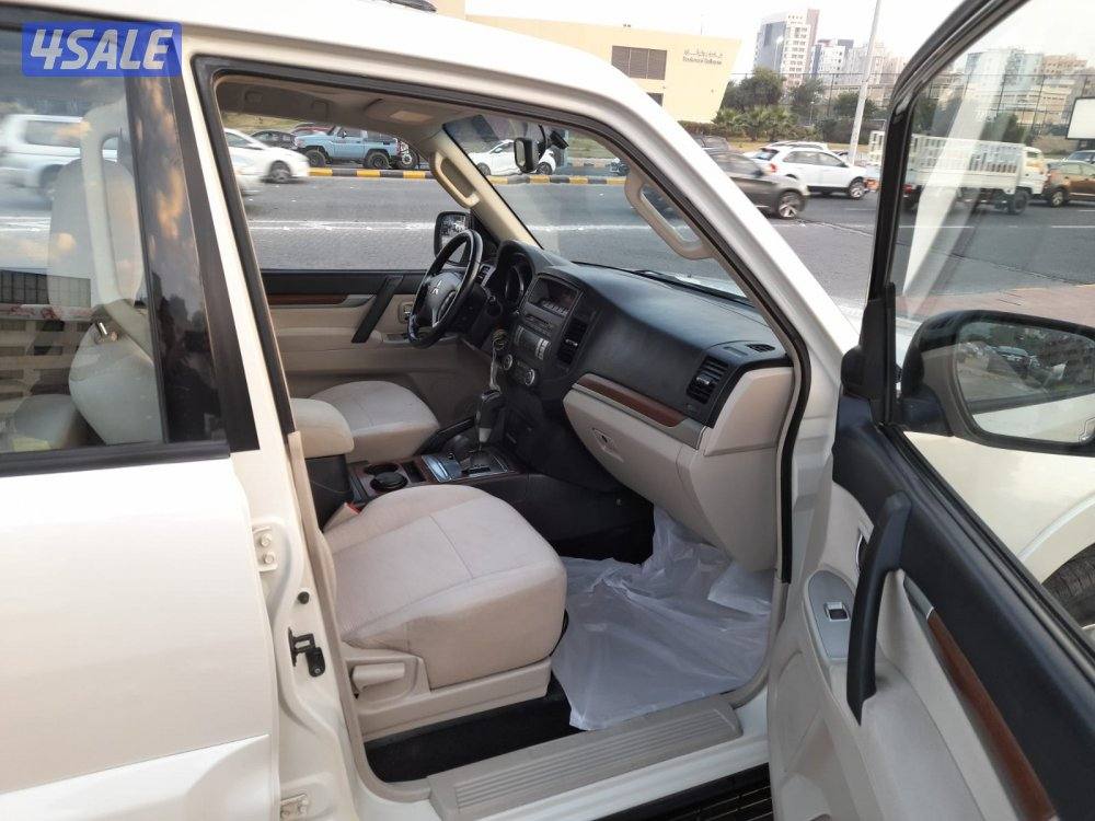 السالمية ميتسوبيشى باجيرو موديل 2009 GLS7