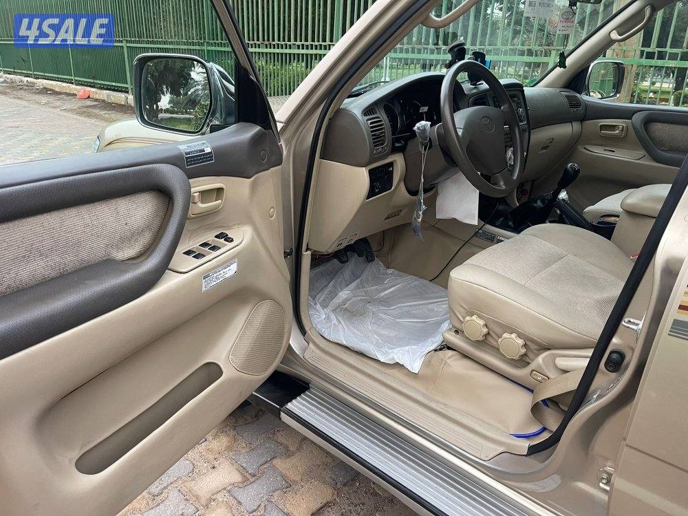 لاندكروز GX موديل 2007 قير عادي6