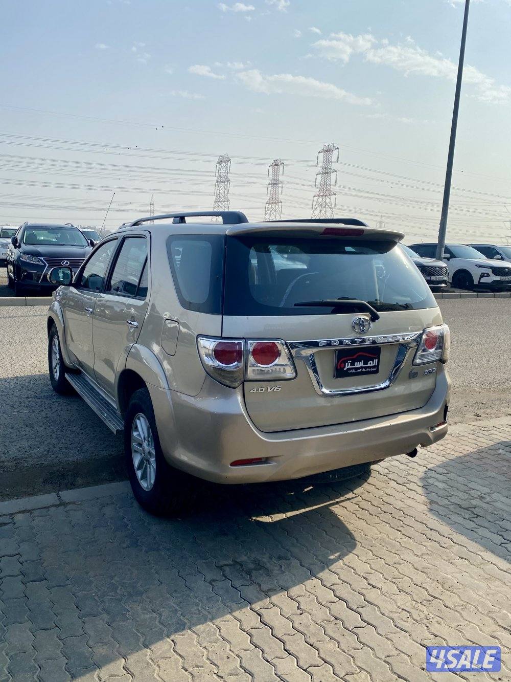 فورتنر الساير موديل 2015 عداد 2765