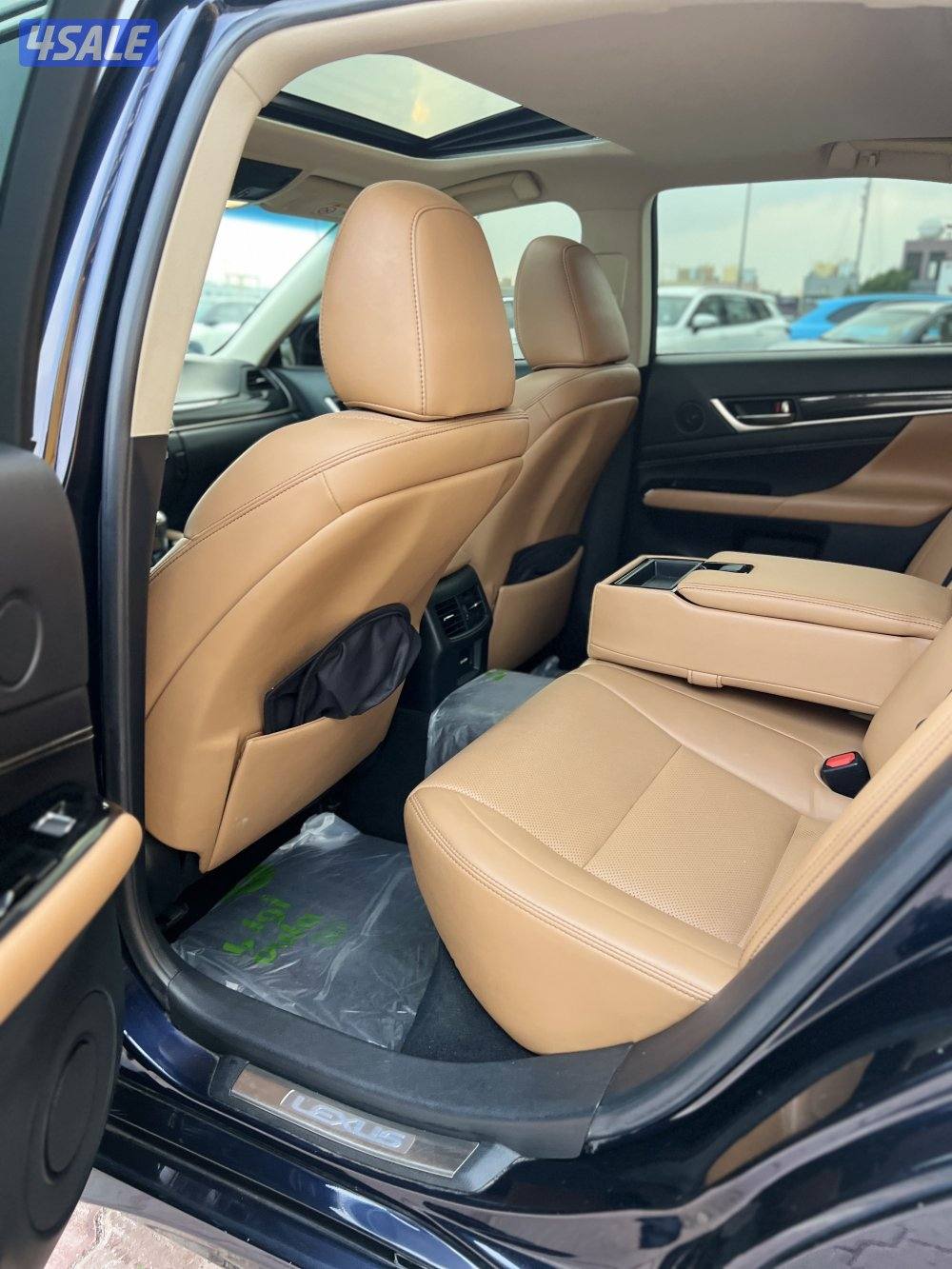 للبيع لكزس GS200L موديل 201610