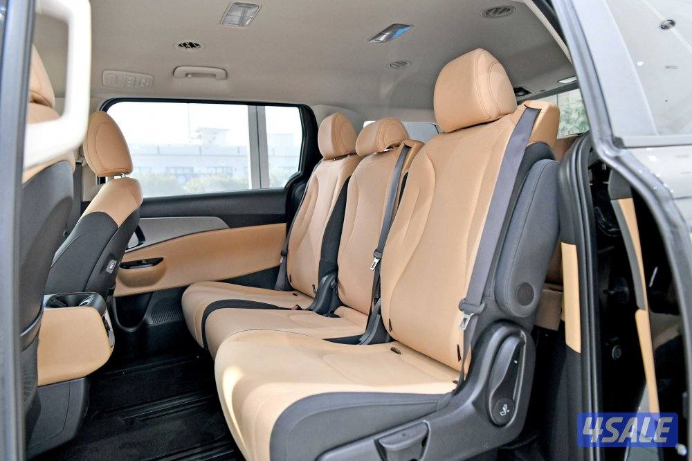 كيا كارنفال4