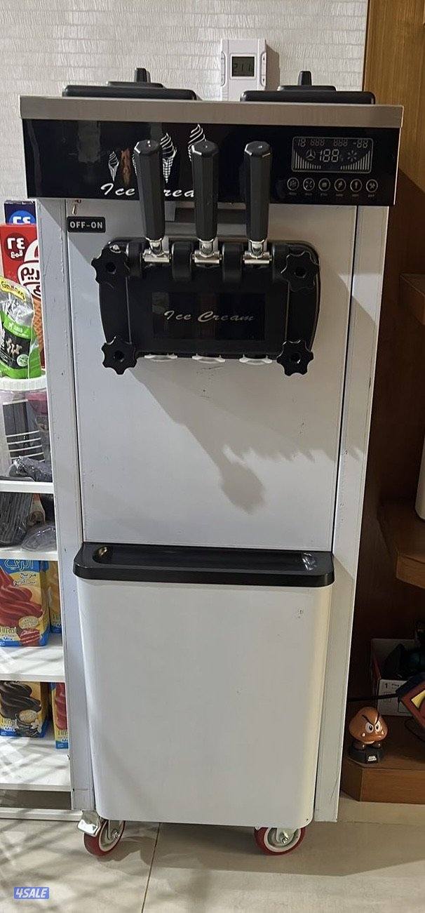 ICE CREAM MACHINE0