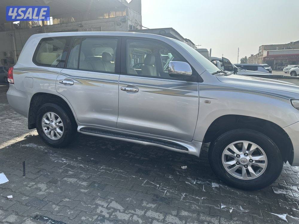 لاند كروزر VX.R3