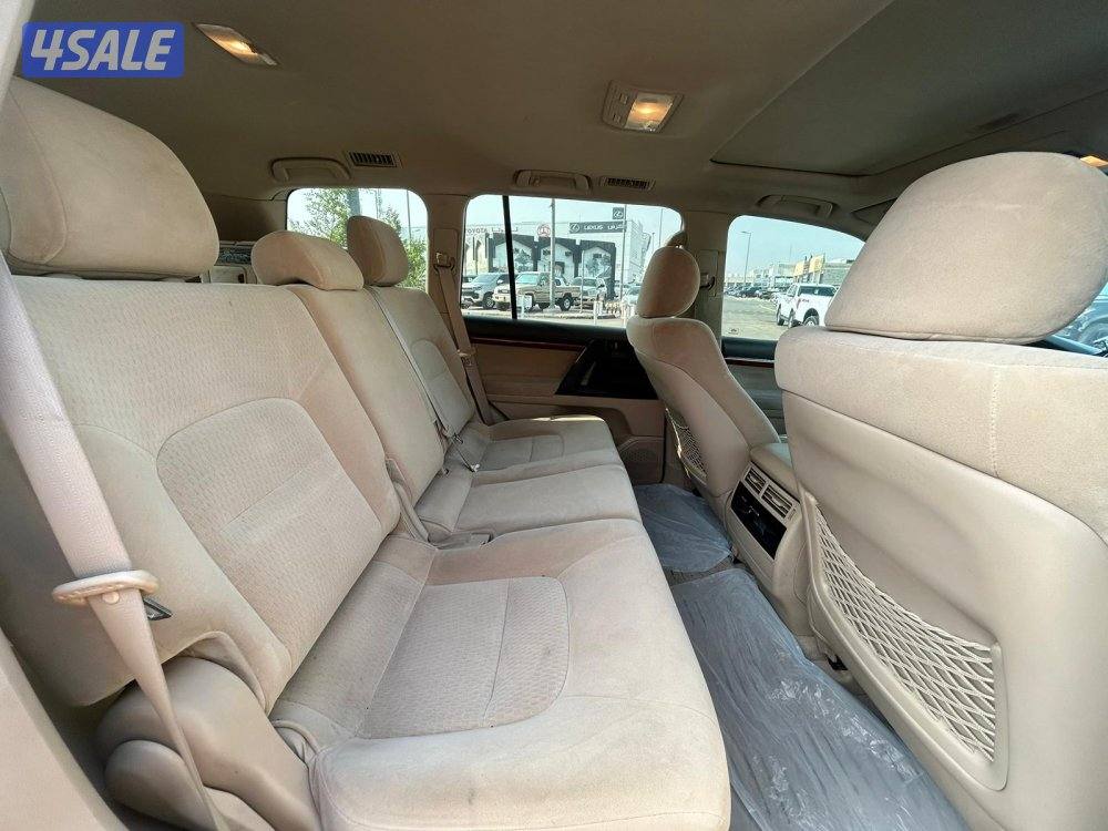 لاند كروزر GXR-V8 موديل 2013 ماشى 340.000 k.m  وارد الساير .4